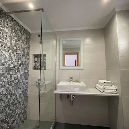Chrysoula's Convenient Triple With Yard Apartment *